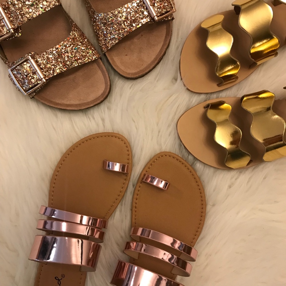 Aphrodite Rose Gold Toe Ring Sandals - Picture 2 of 8